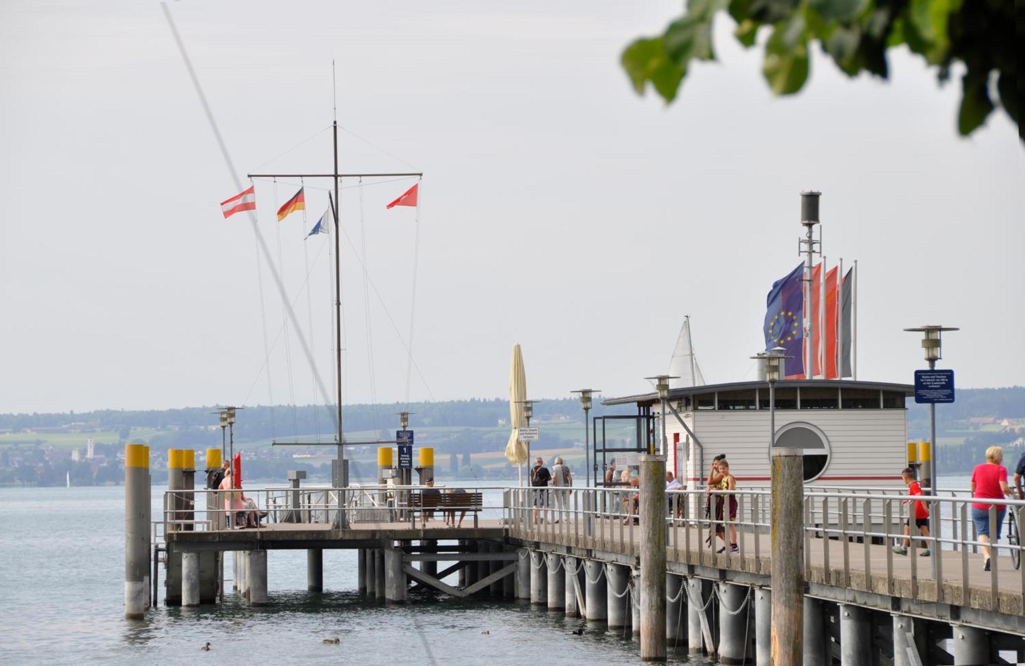 Ferienwohnung Auszeit Hagnau am Bodensee Exterior foto